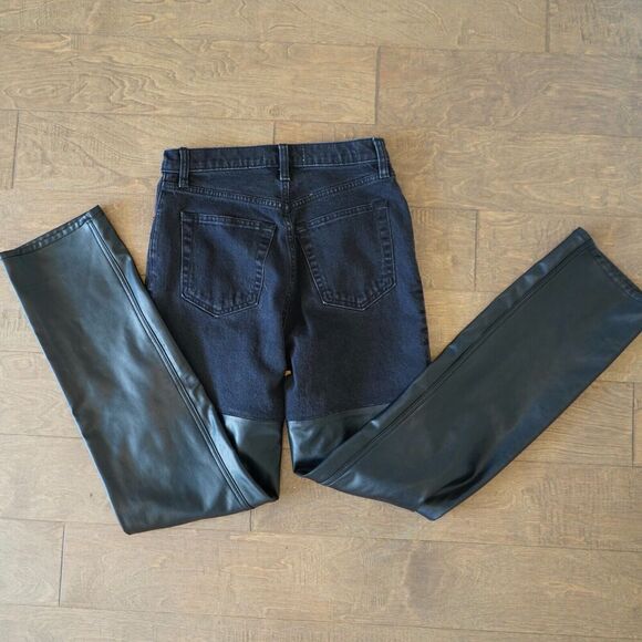 Abercrombie & Fitch Mixed Fabric Ultra High Rise 90s Straight Black Jeans Sz 2L - Picture 4 of 4